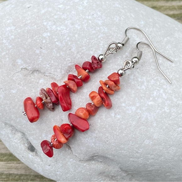 Red Coral gemstone linear drop earrings - Picture 4 of 5